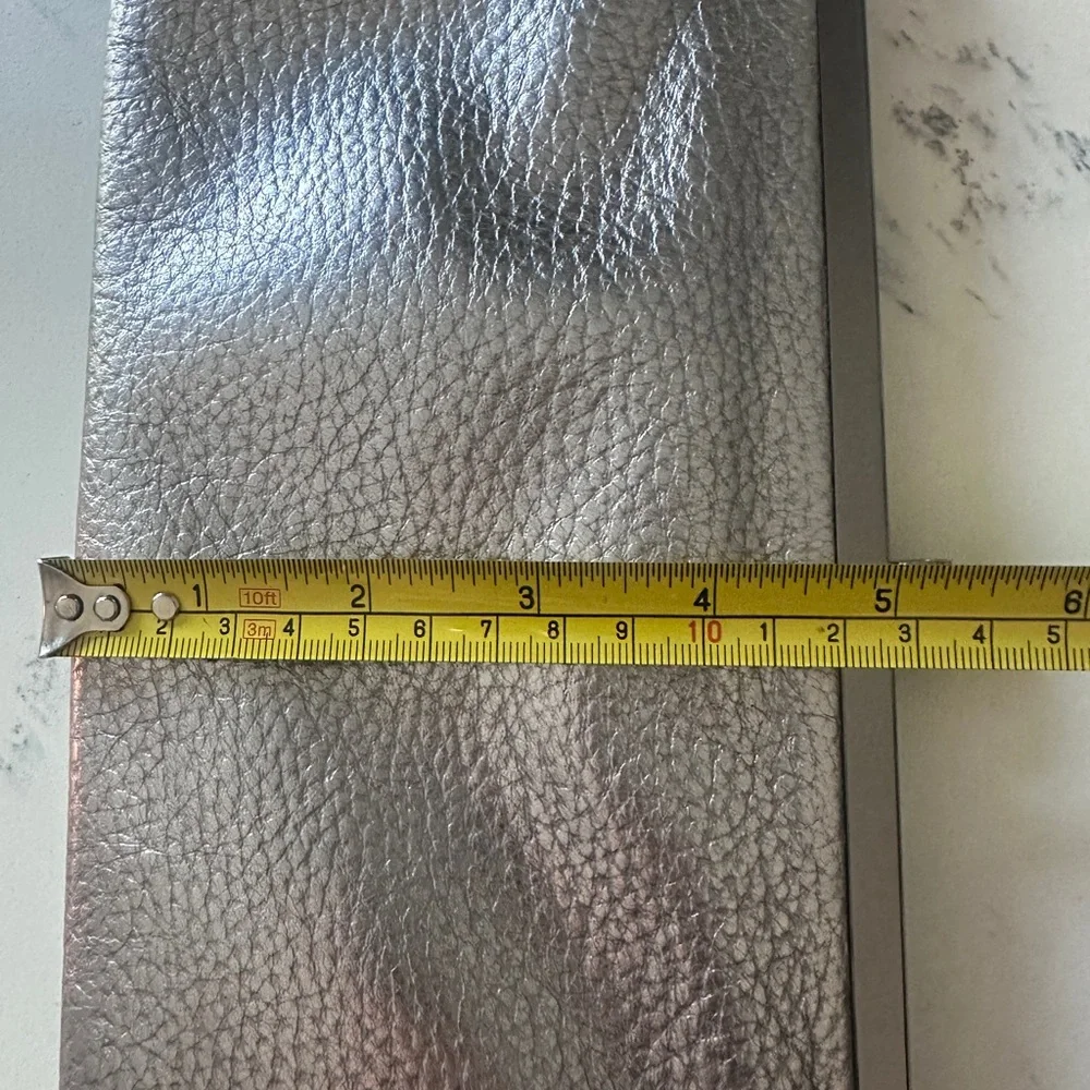 Women’s J. Crew Metallic Grey 100% Leather Pebble Clutch Wallet - Picture 8 of 8